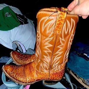 Justin cowboy boots